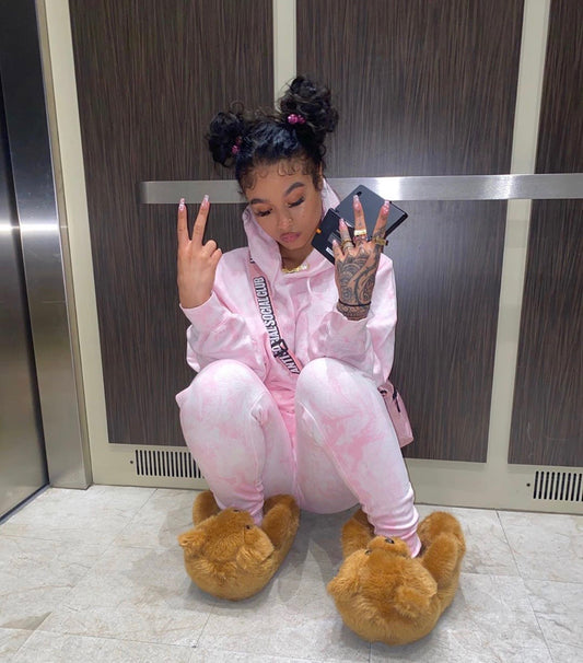 Teddy Bear Slippers (5-9ft)