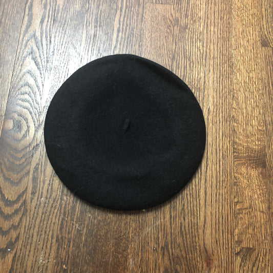 BLACK BERET